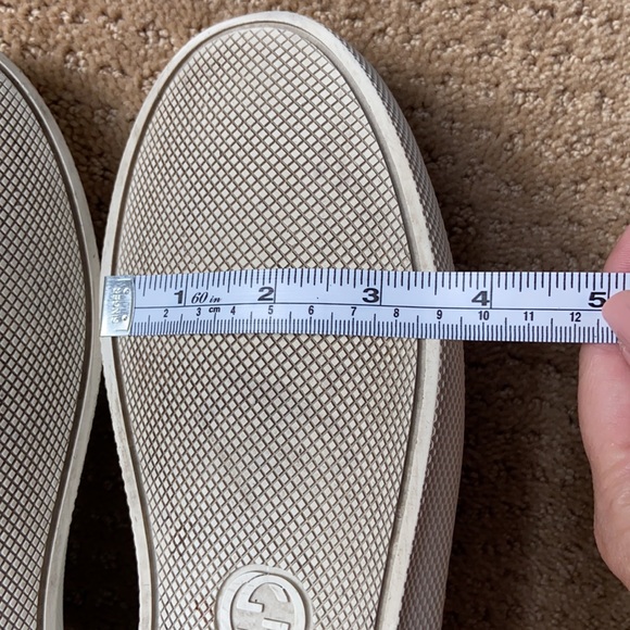 Gucci GG embossed slip on sneakers - Picture 11 of 14